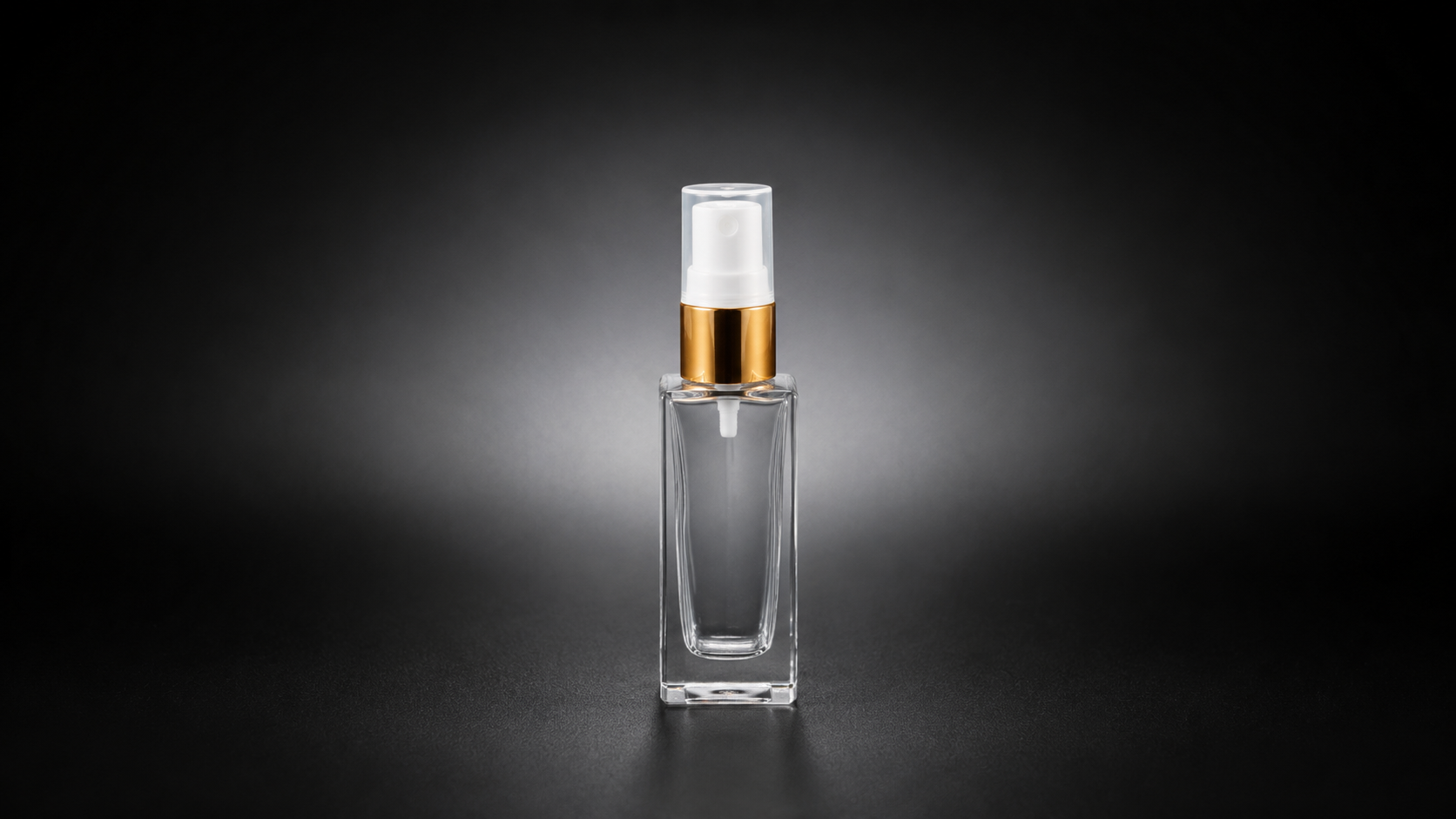 Frasco Klee de 30 ml con atomizador dorado para perfumes